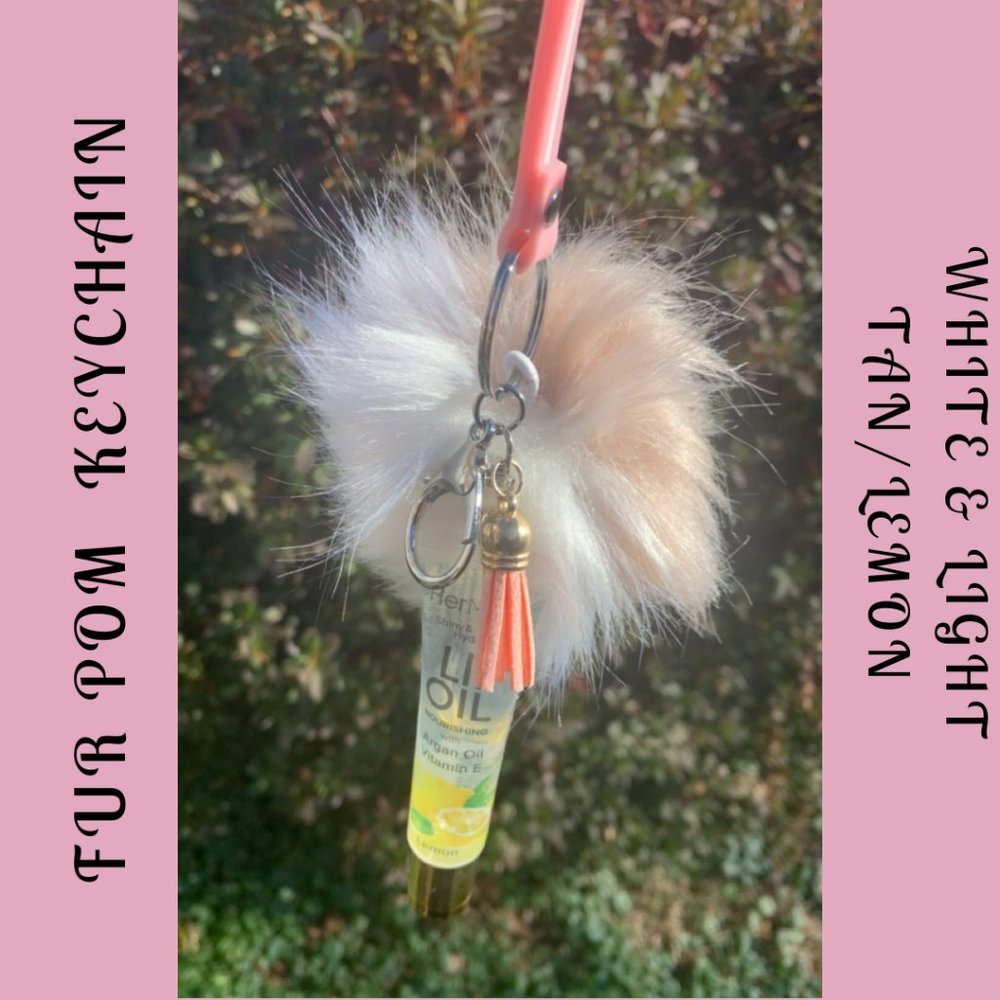 Fur Pom Keychains - Picture 15 of 16